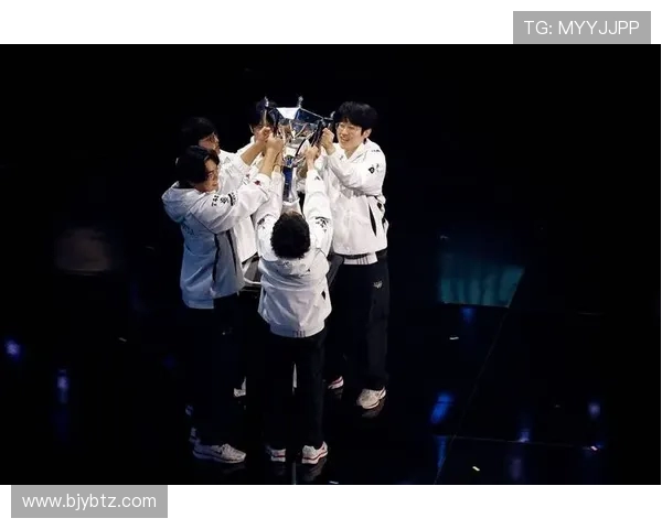 杨磊专访:从新手到职业选手的英雄联盟成长之路回顾